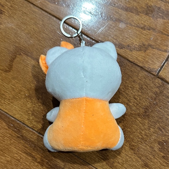 Hello Kitty Cute Orange and white Plush Keychain bag charm - Picture 3 of 4